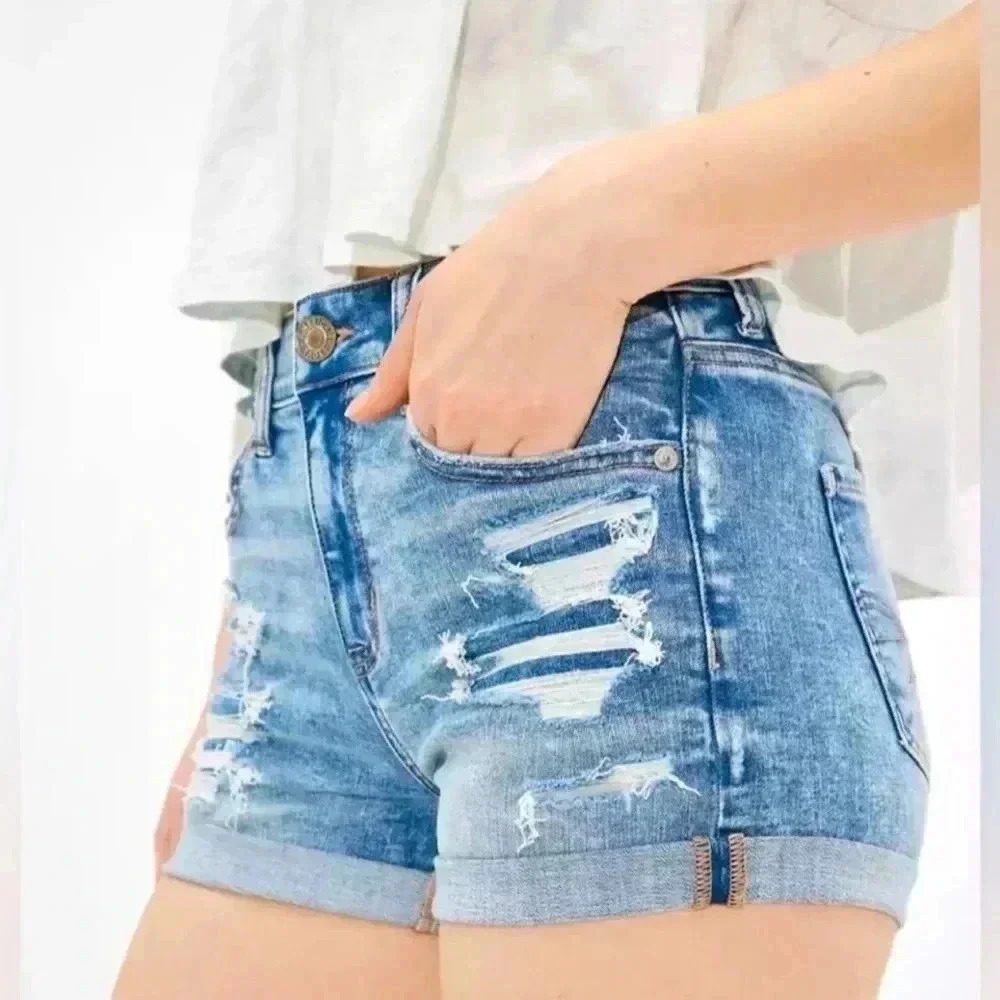 American Eagle Mom Jean Shorts Medium Wash 90s Grunge Size 0